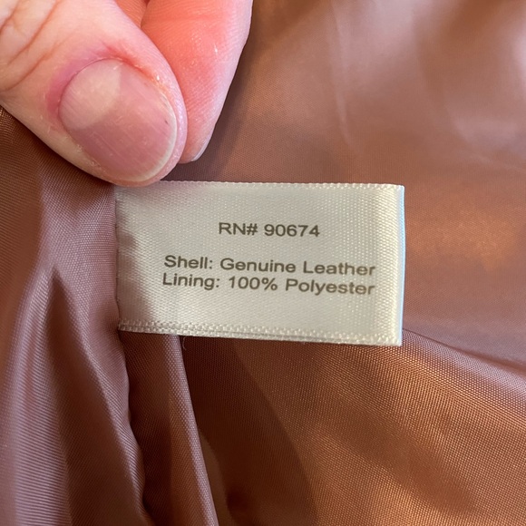 Boston Proper size 8 leather vest beautifully fitted. EUC. - Picture 4 of 6